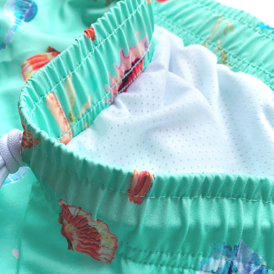 Fashion Mens swim trunk beach shorts for summer holiday with pocket